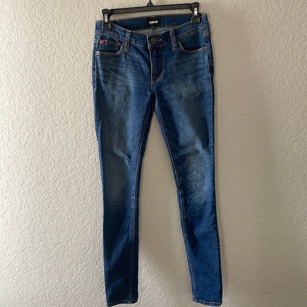 Hudson jeans dark blue skinny jeans. Size 25. Like new condition.